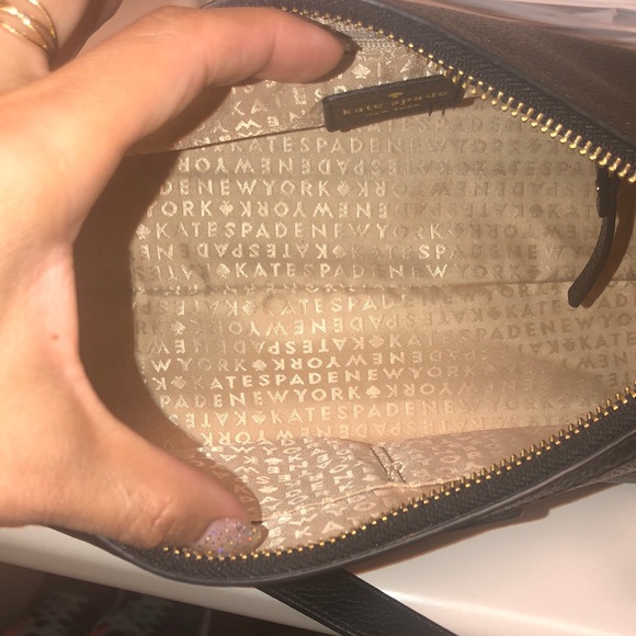 Kate Spade Crossbody - Picture 4 of 6